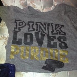 A SHirt from pink